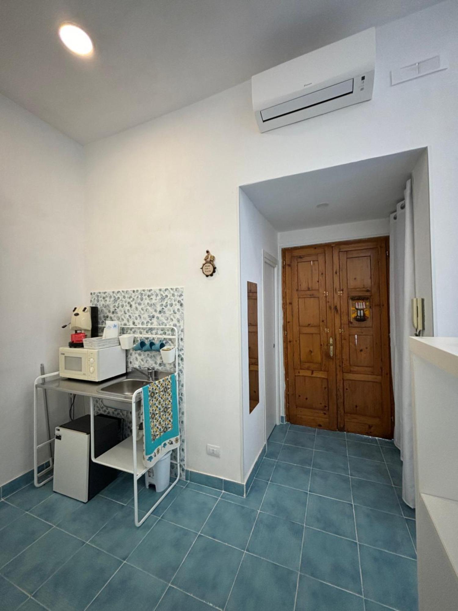 Curniciell Relais Appartement Napels Buitenkant foto